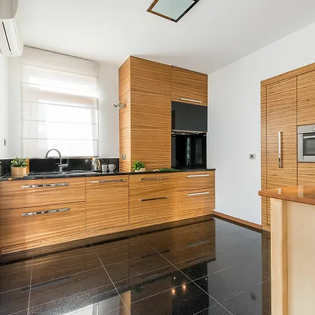 P&o Arkadia 14 Apartmán Varšava