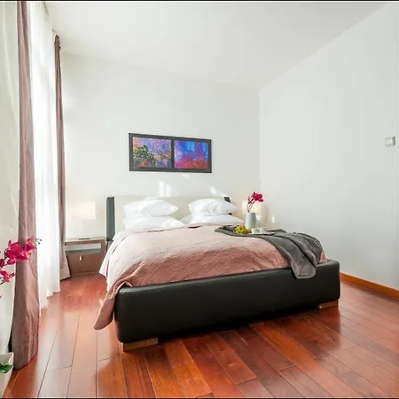 Apartment P&o Arkadia 14 Warsaw